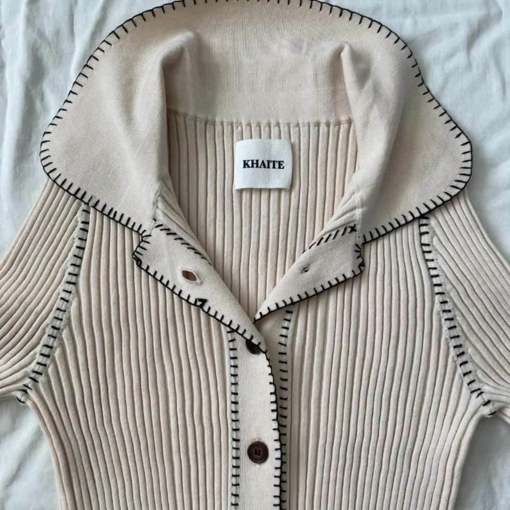KHAITE $1120 THE TEAGAN RIBBED KNIT CARDIGAN SWEATER M EXCELLENT UNWORN - Picture 8 of 13